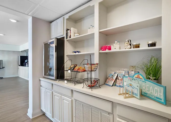 Best Western Navarre Waterfront